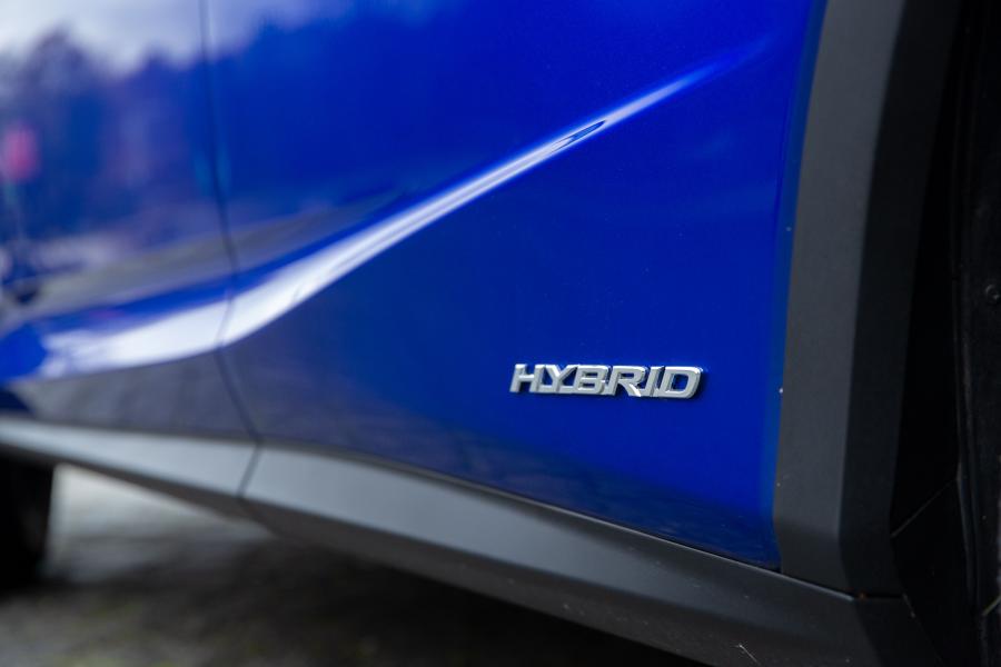  Lexus RX450h F-Sport 2019 года  (UK) (фото 31 из 40)